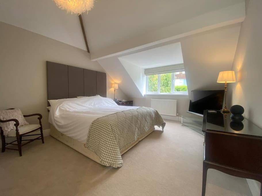 Beautiful 1 Bedroom Holiday Home In Lancaster Exterior photo